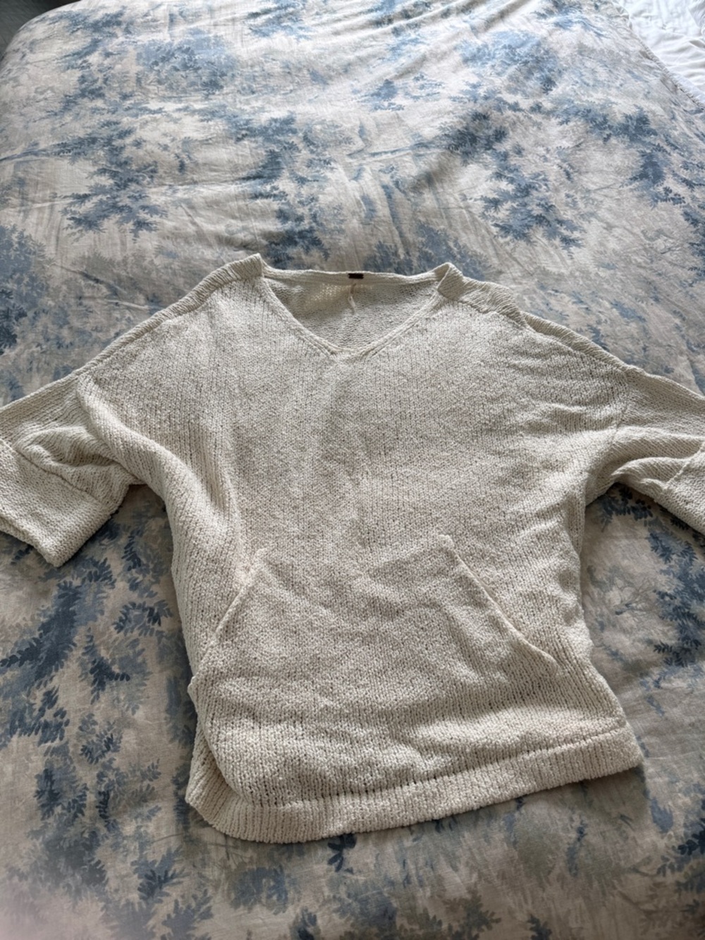 Free People Cream Textured V-Neck Short Sleeve Sweater
